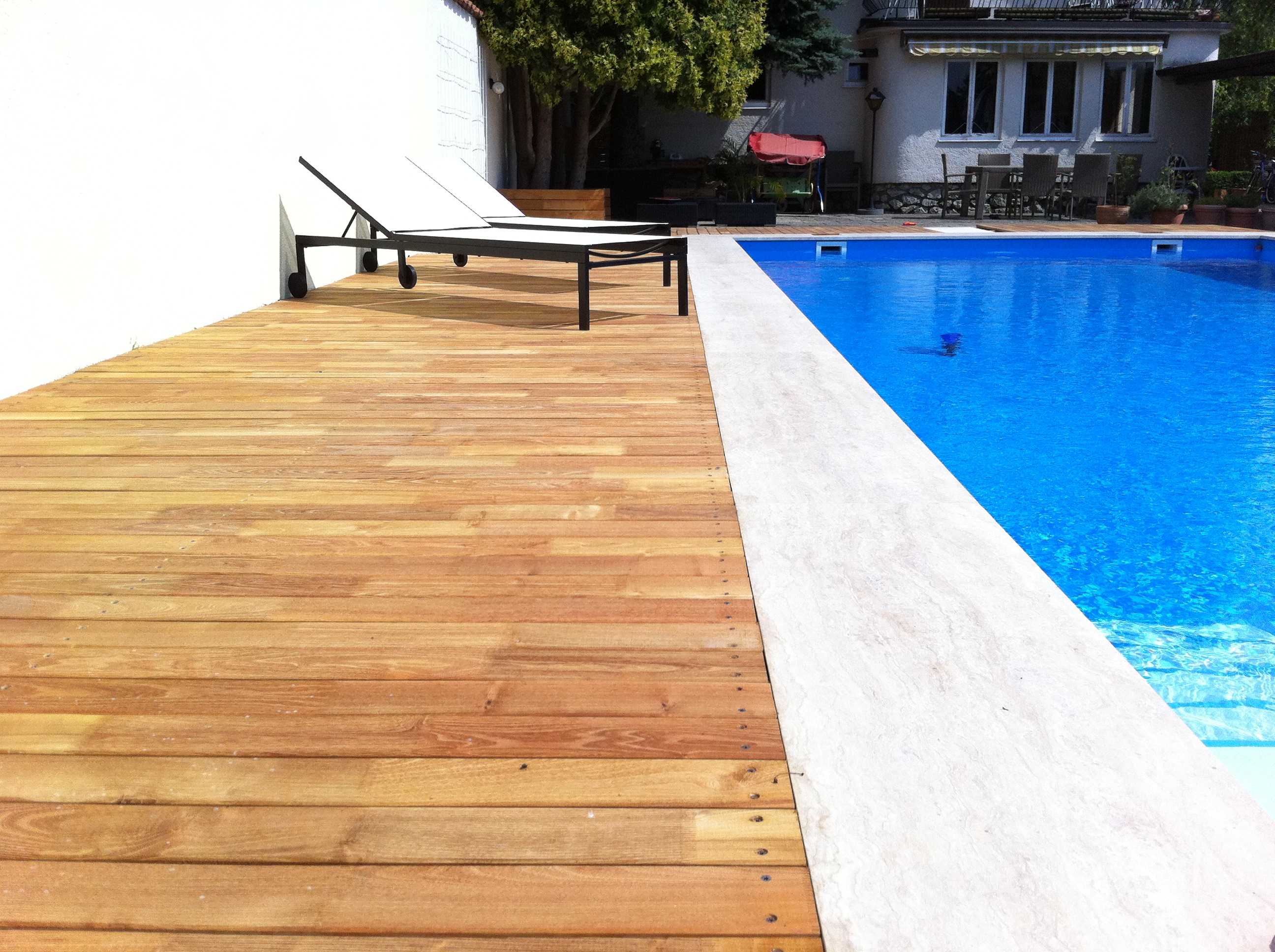 Bord de piscine Liège